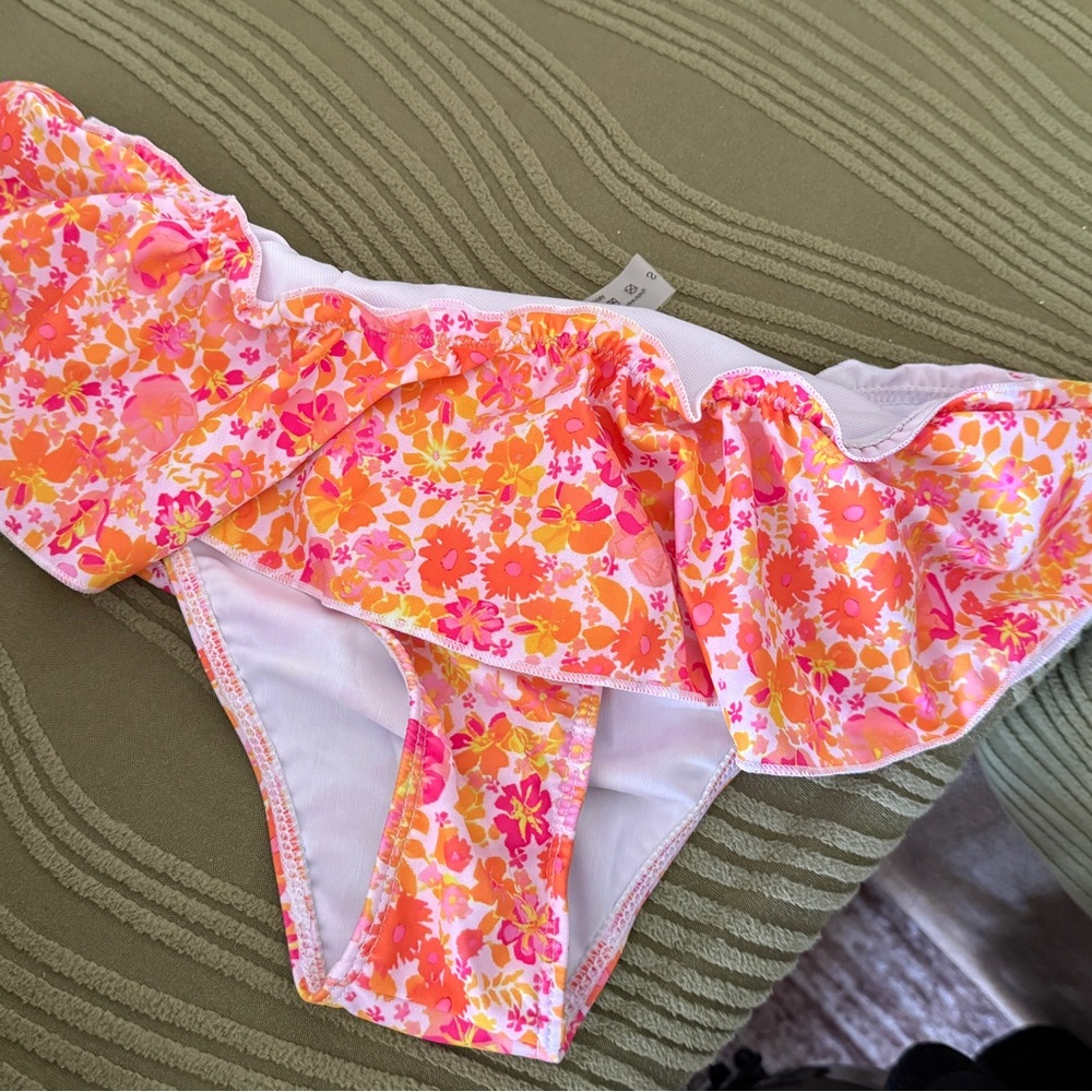 Floral Ruffle Bikini Bottoms - Picture 2 of 2